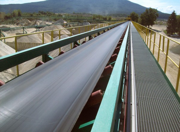 conveyor installation